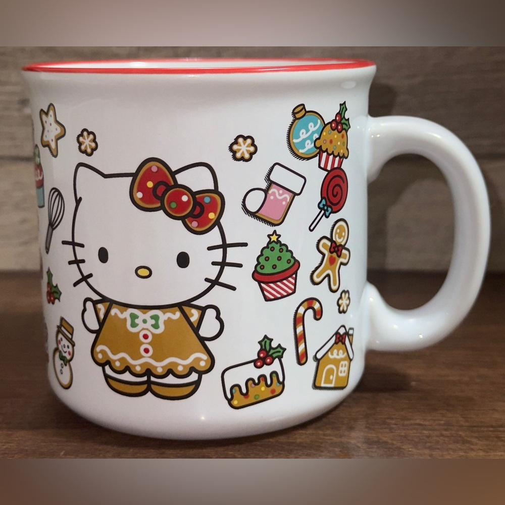Super Cute 🥰 Hello Kitty Christmas Gingerbread Mug - NEW
